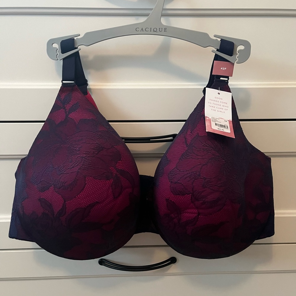 Cacique 42F Full Coverage Floral Lace Bra